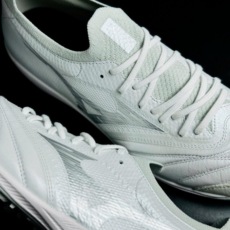 Mizuno Morelia Neo Sala Beta TF - Trắng/Bạc - Q1GB254009