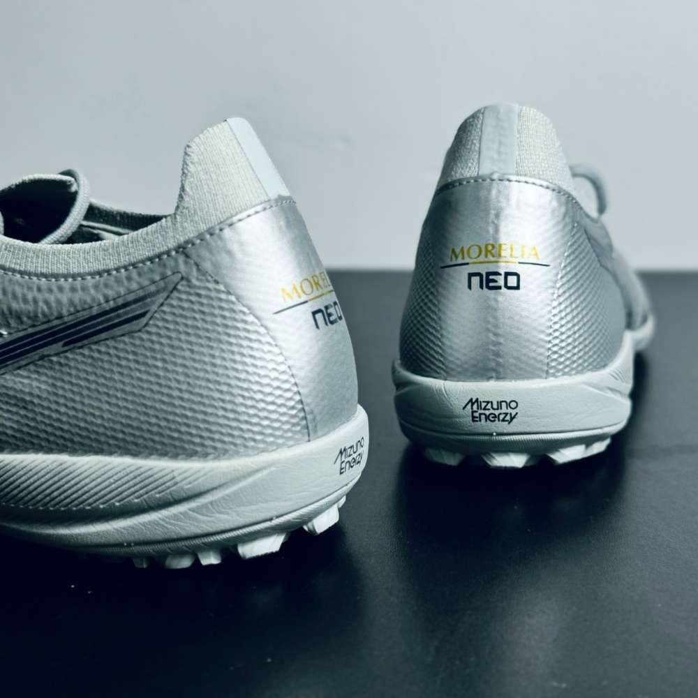 Mizuno Morelia Neo Sala Beta TF Platinum - Màu Bạc - Q1GB251004
