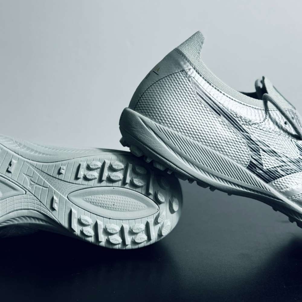 Mizuno Morelia Neo Sala Beta TF Platinum - Màu Bạc - Q1GB251004