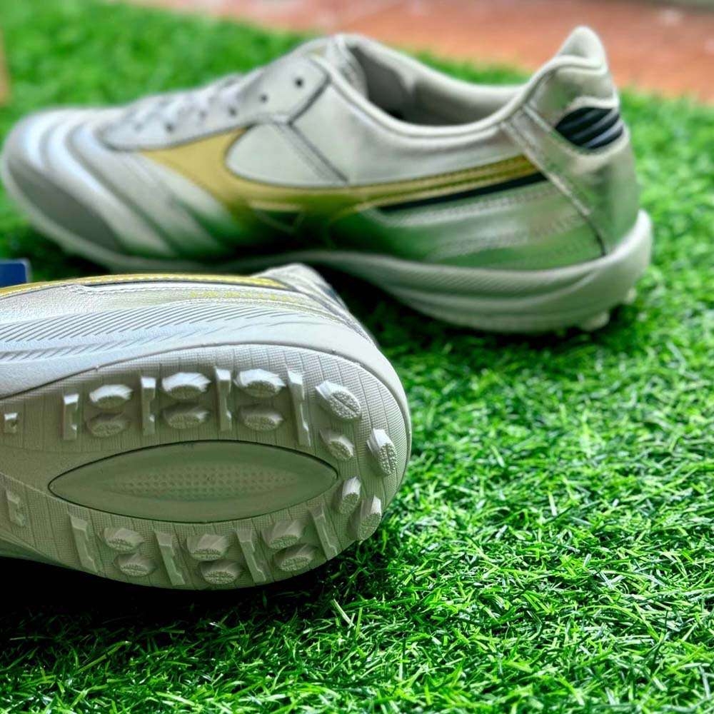 Mizuno Morelia Sala Elite TF Platium - Q1GB251204 - Bạc Vàng