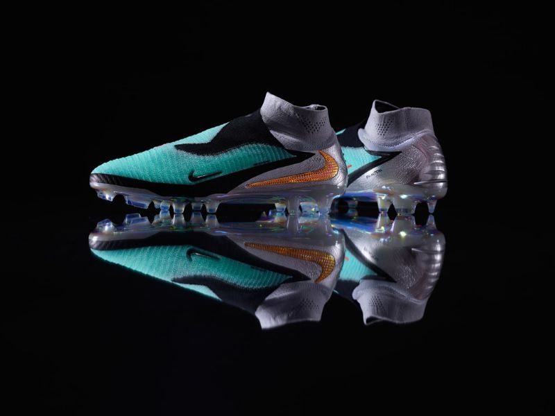 Nike ra mắt Phantom 6 thế hệ mới