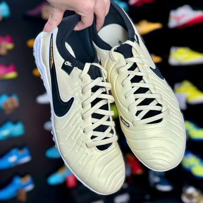 Giày đá bóng Nike Tiempo 10 Pro TF sử dụng cho sân cỏ nhân tạo kinh doanh