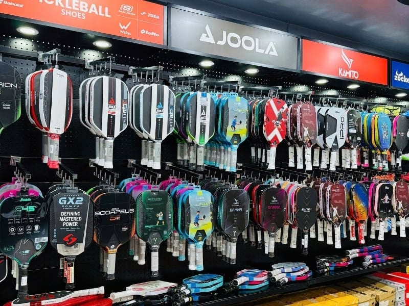 Đa dạng mẫu mã vợt pickleball chính hãng