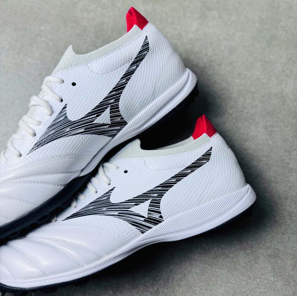 Mizuno Neo 5 Beta Pro TF