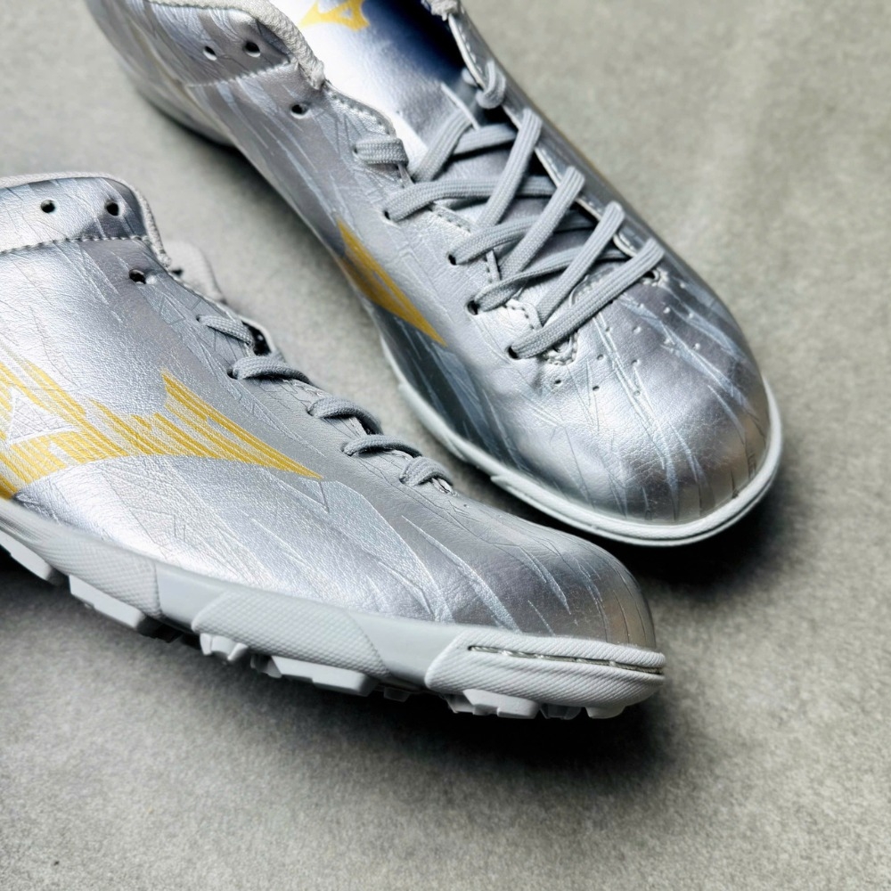 Mizuno Monarcida Neo Sala Club TF - Q1GB252804 - Bạc/Vàng