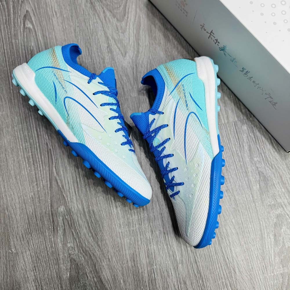 Kelme Flash 6.0.4 TF - Trắng/Xanh Dương - 8621ZX1406