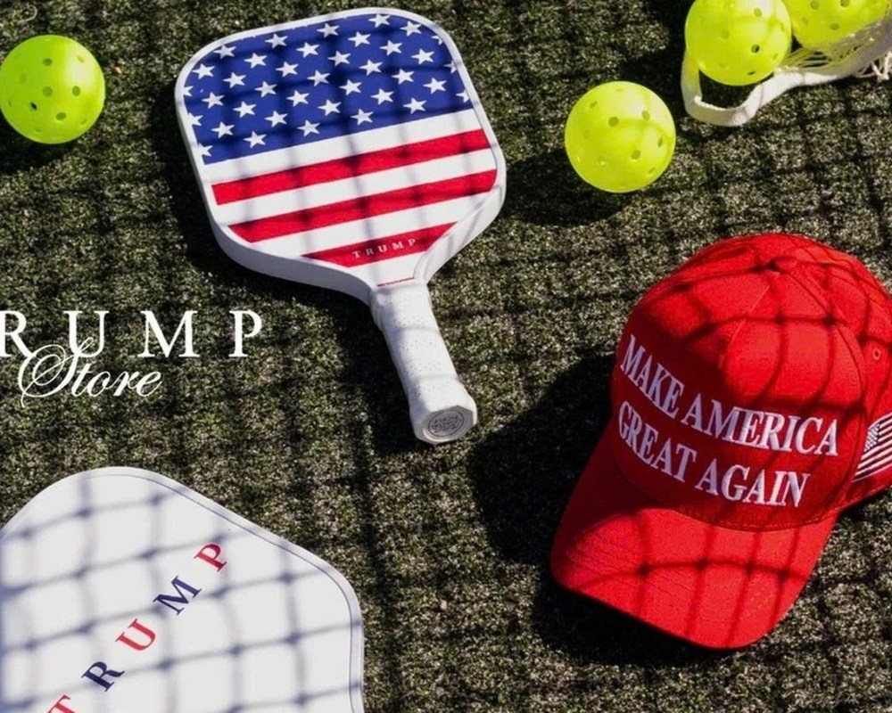 Donald Trump gia nhập thị trường vợt pickleball
