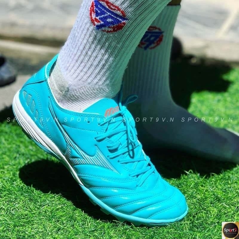 Giày đá bóng có mùi hôi là vấn đề nhiều anh em gặp phải