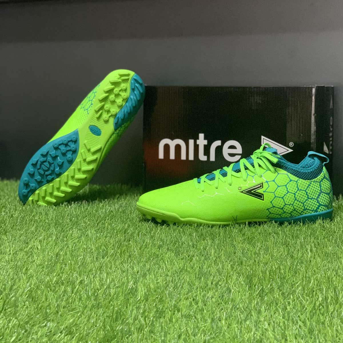 GIÀY ĐÁ BÓNG MITRE 181045 NeonGreen/Green