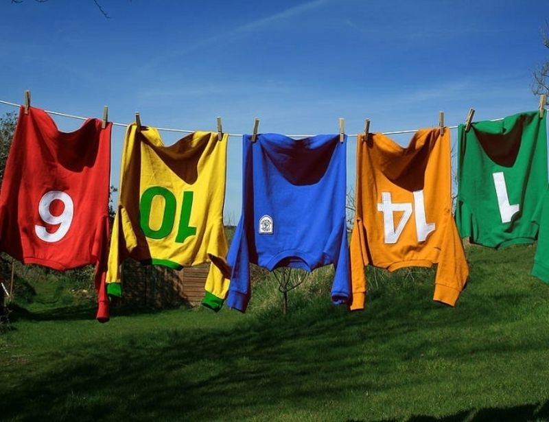 Cách khắc phục áo bóng đá có mùi hôi có thể bạn chưa biết