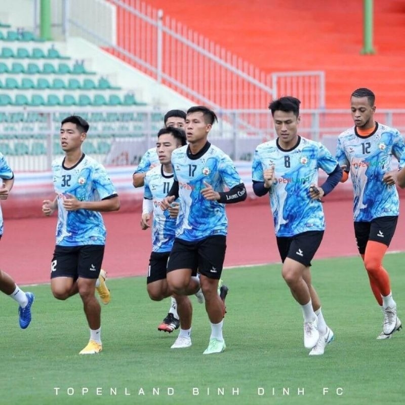 3. Mua bộ quần áo bóng đá Kamito sale sập sàn tại đâu?