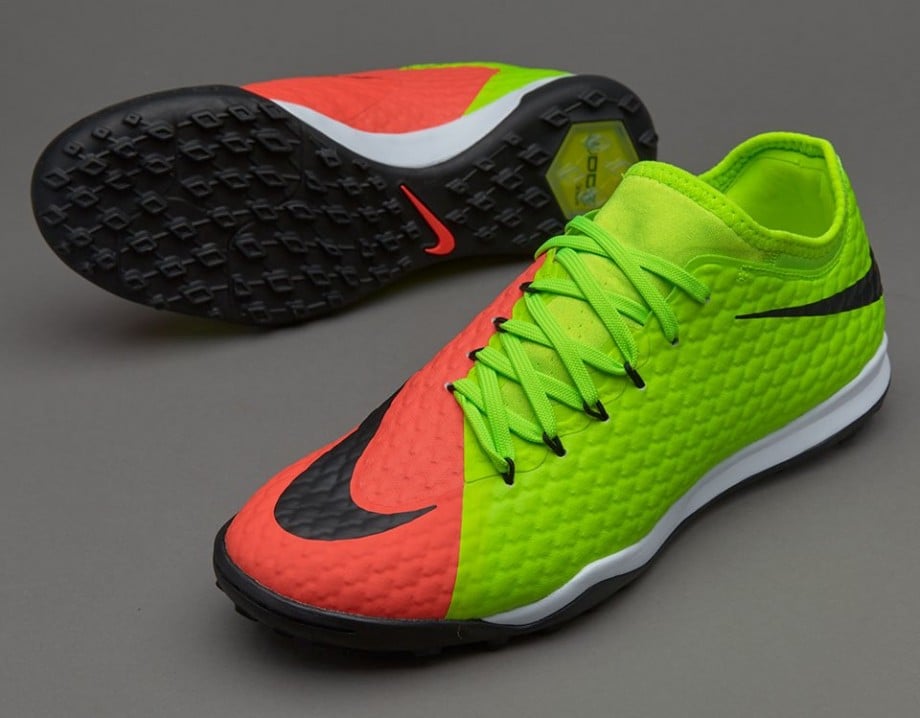 Khám phá những công nghệ được ứng trên giày đá bóng Nike