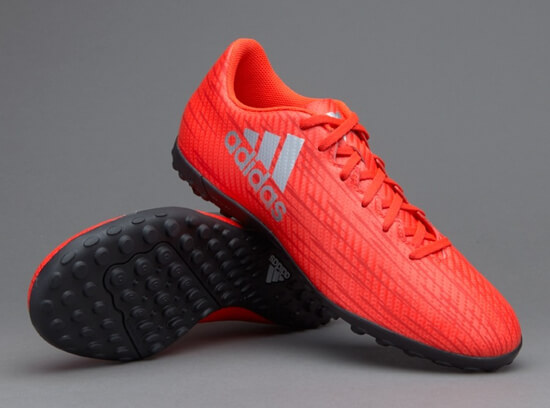 giày bóng đá Adidas