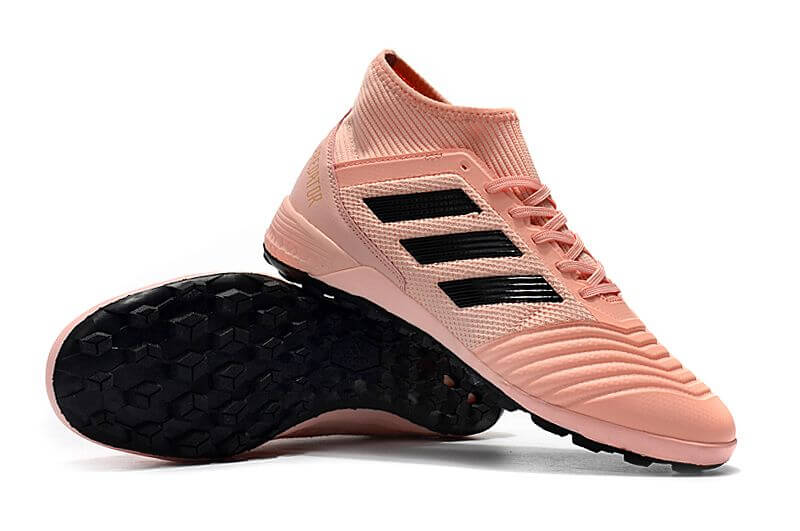 Giá một số mẫu giày đá bóng adidas chính hãng bán chạy nhất hiện nay