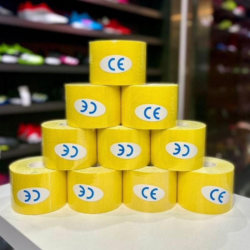 Tác dụng của băng keo thể thao trong bóng đá