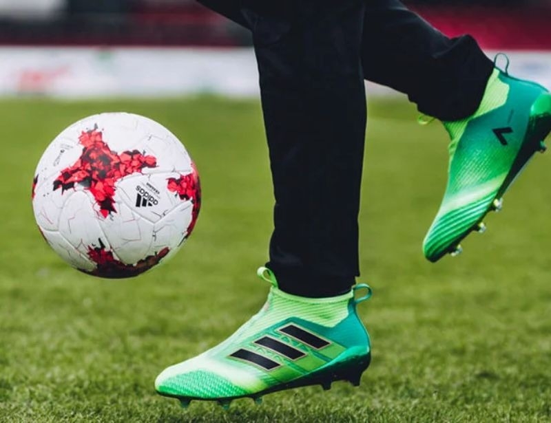 Do phần đế giày không có đệm