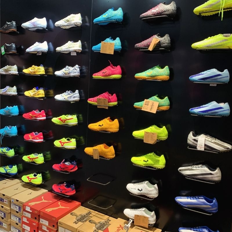 Nhân viên chuyên nghiệp của Sport9 luôn tận tâm phục vụ