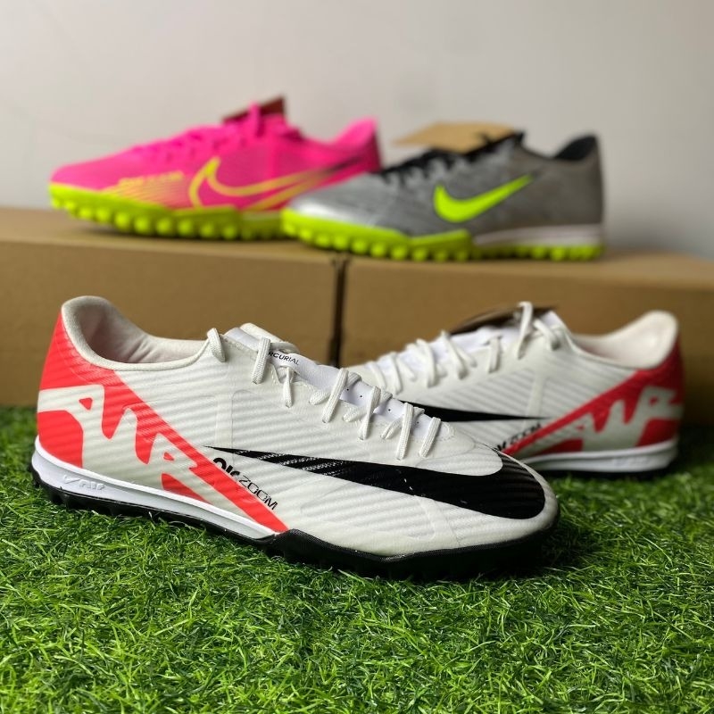 Đánh giá ưu, nhược điểm của giày đá bóng cổ thấp