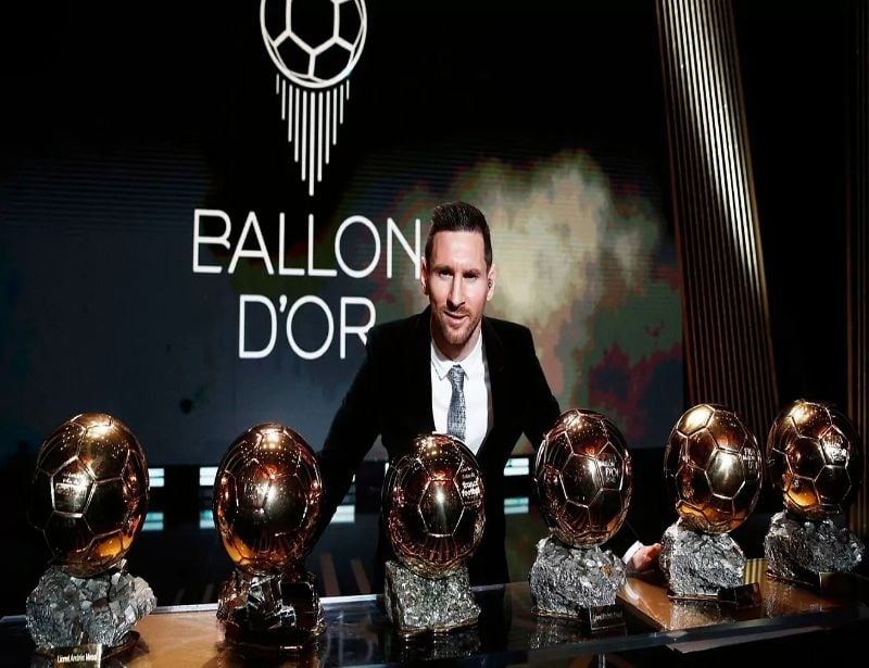 Tổng quan về hành trình 8 năm đạt danh hiệu Quả Bóng Vàng của Lionel Messi
