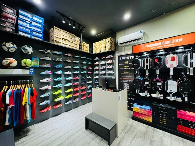 Shop giày đá bóng & pickleball chính hãng tại Hà Nội