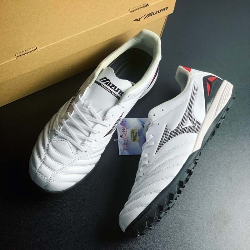 Nên mua giày đá bóng Mizuno Neo 3 Pro hay giày đá bóng Mizuno Neo 4 Pro?