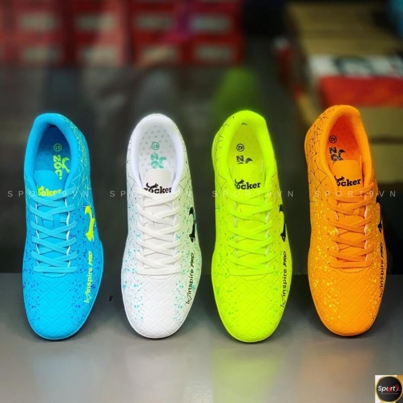 Sự khác biệt giữa giày đá bóng Zocker Inspire bản Pro và thường