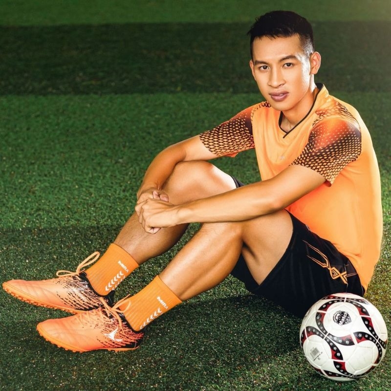 Cách lựa chọn giày đá bóng hoặc giày chạy bộ phù hợp