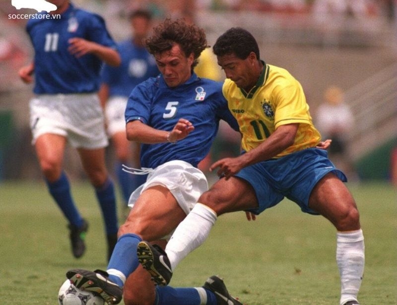 Lưu ý bạn cần biết khi mua giày đá bóng đã qua sử dụng