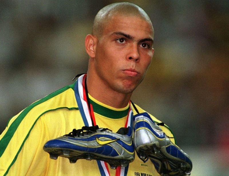 Do đôi giày là phiên bản giới hạn hoặc đã ngừng sản xuất