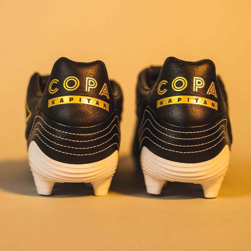 Giày đá bóng Adidas Copa Kapitan