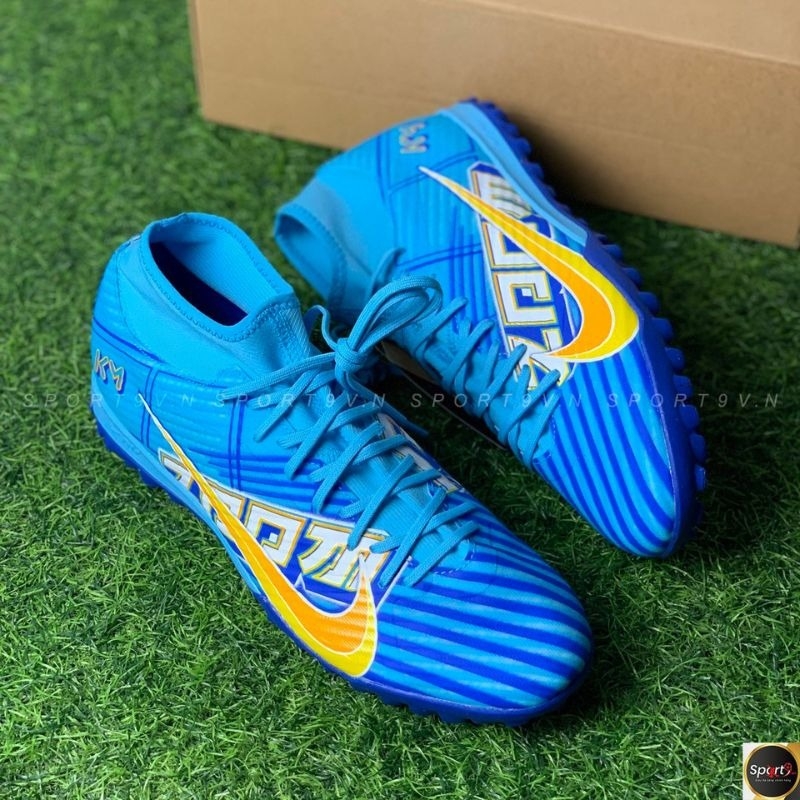 Cách check giày đá bóng Nike chính hãng qua chất lượng gia công