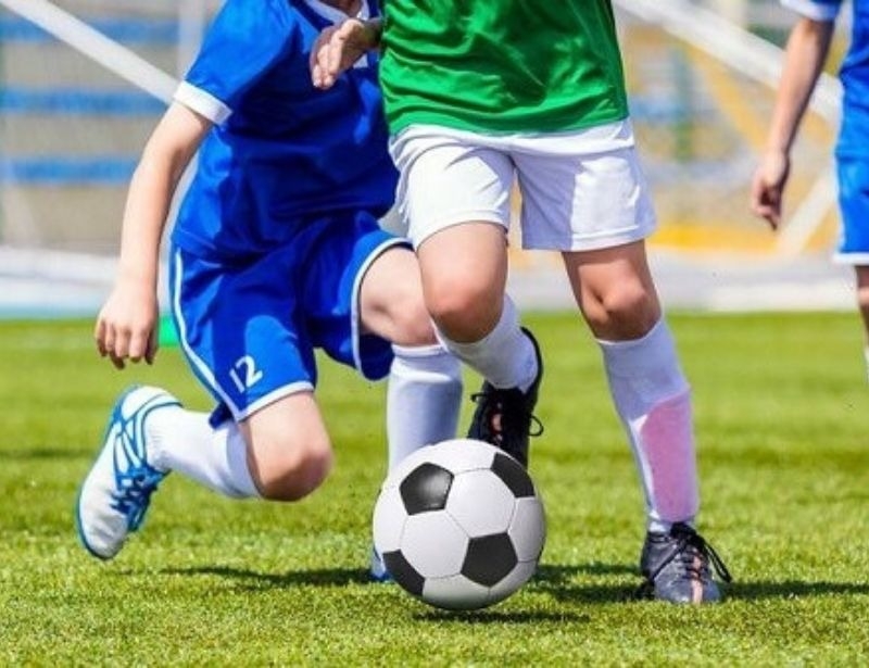 Top 4 quả bóng đá tầm trung