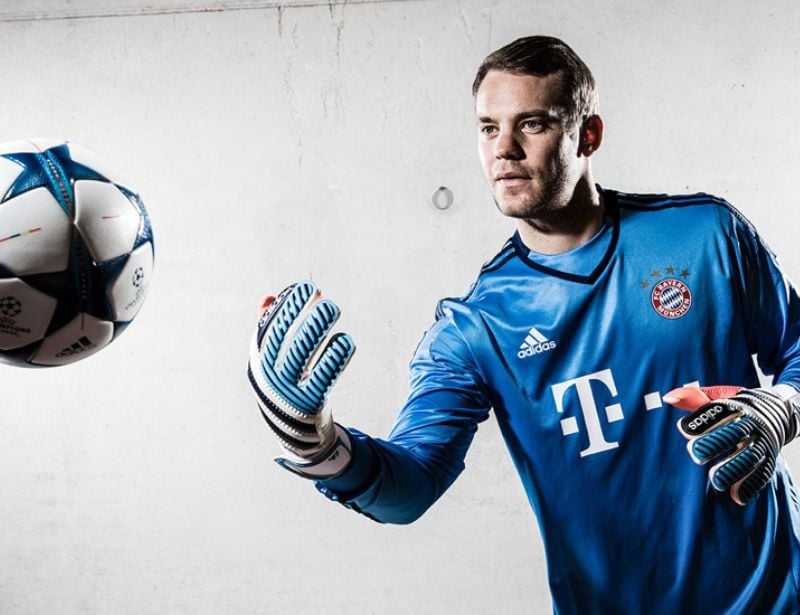 Găng tay thủ môn giúp bạn đấm bóng hiệu quả hơn