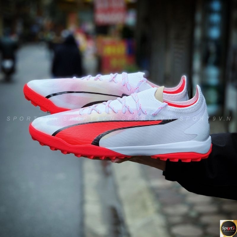 Có trải nghiệm tốt hơn trên sân bóng